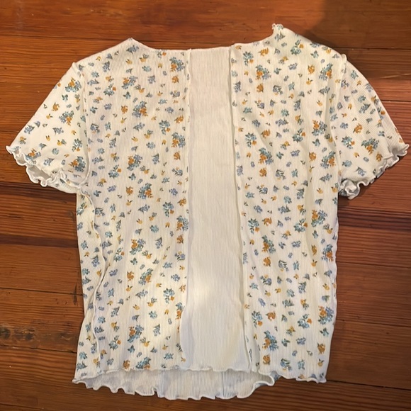 Cropped Ribbed Floral Tee - Picture 3 of 4